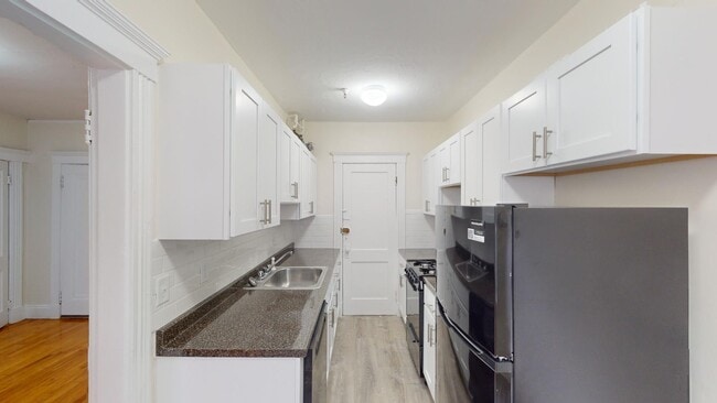 Building Photo - 235 Park Dr Unit 22 Rental