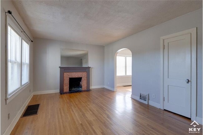 Photo - 115 N Oliver St