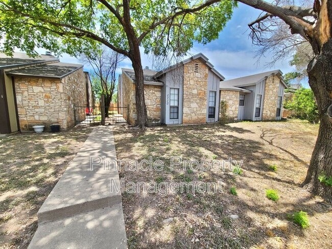 Building Photo - 1713 Utah Ave