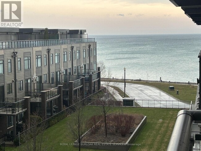 Photo - 40 Esplanade Ln