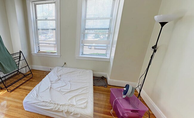 Photo - 86 Maple St Unidad 1