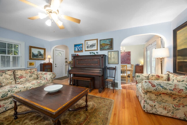 Photo - 630 Pleasant St Unidad ID1317409P