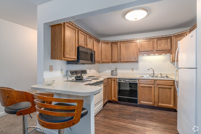 2BR, 2BA - 1,100SF - Kitchen