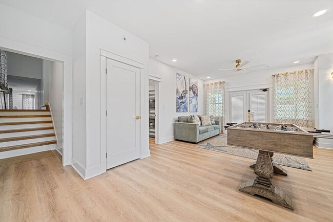 Photo - 20 St Francis Dr S Unit SI ID1471179P