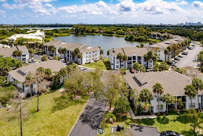 ARIUM Cypress Lakes