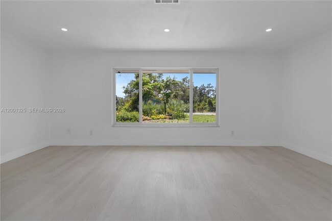 Photo - 9125 SE Karin St