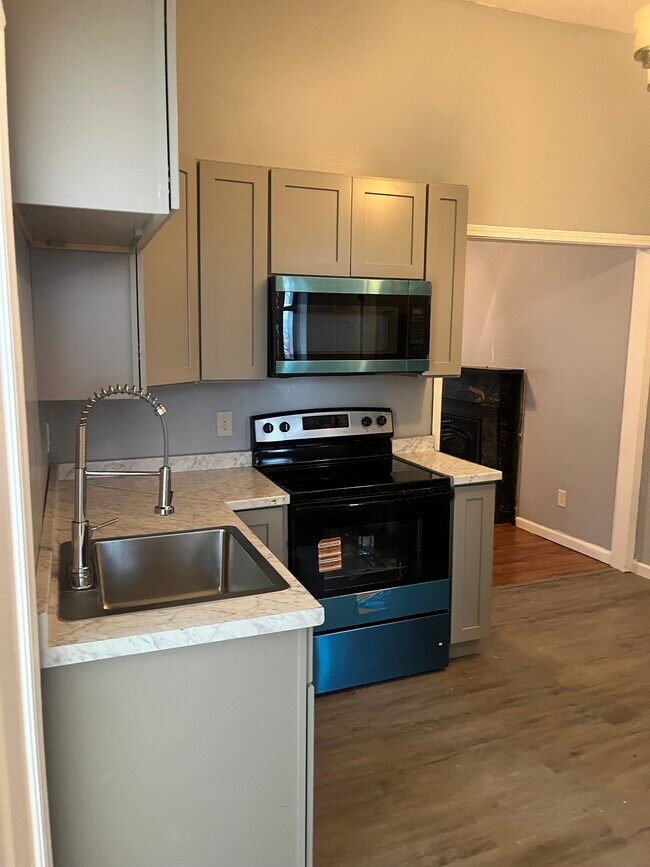 Photo - 77 Ten Broeck St Unit Ten Broeck