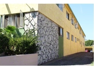Photo - College Manor