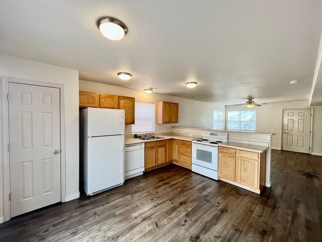 Photo - Nichols 1266-1268 Unit 1268