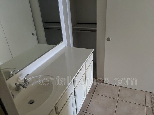 Photo - 700 E Mesquite Cir Unit #M-232