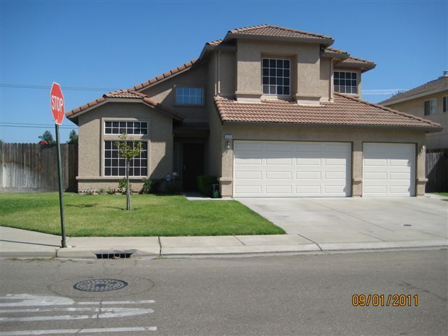 SAN MICHELE DRIVE - BEAUTIFUL LARGE HOME - SAN MICHELE DRIVE - BEAUTIFUL LARGE HOME