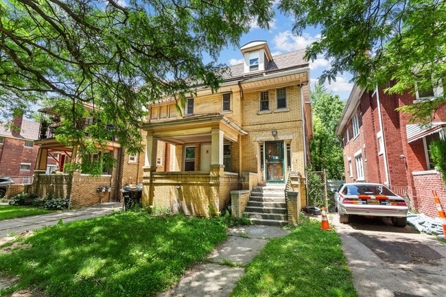 Photo - 3786 Carter St