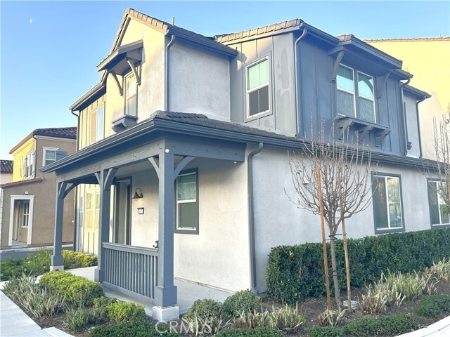 Building Photo - 16134 Paddock Ave