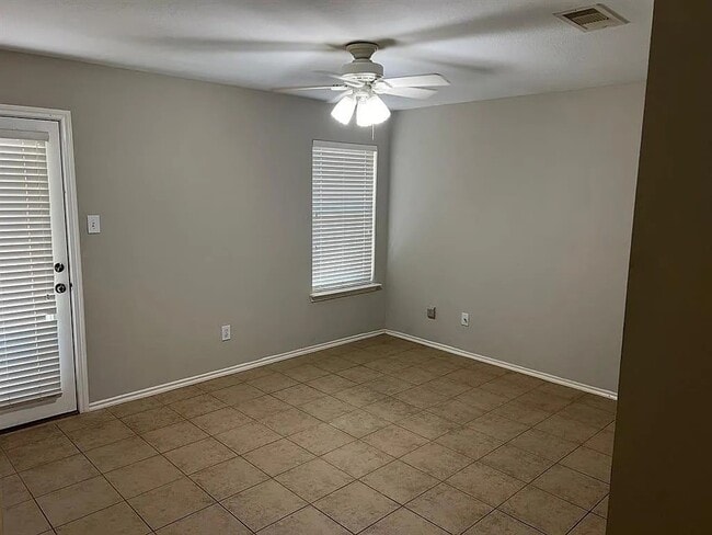 Photo - 118 Anvil Rock Ln