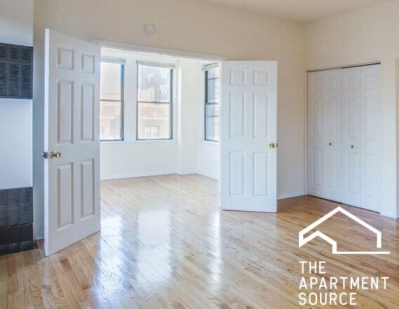 Photo - 4242 N Sheridan Rd Unit 102