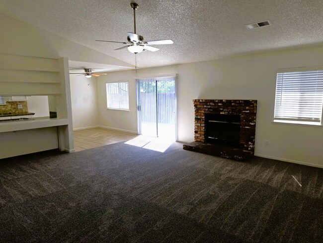 Photo - 4951 E Fillmore Ave