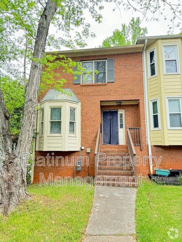 Building Photo - 232 Hembree Park Terrace Rental