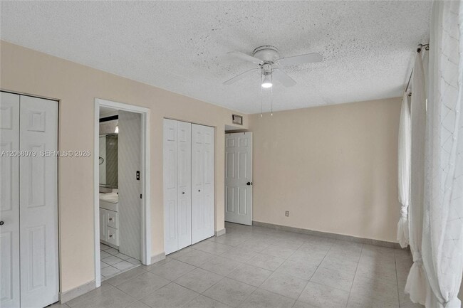 Photo - 5555 Ludlam Rd
