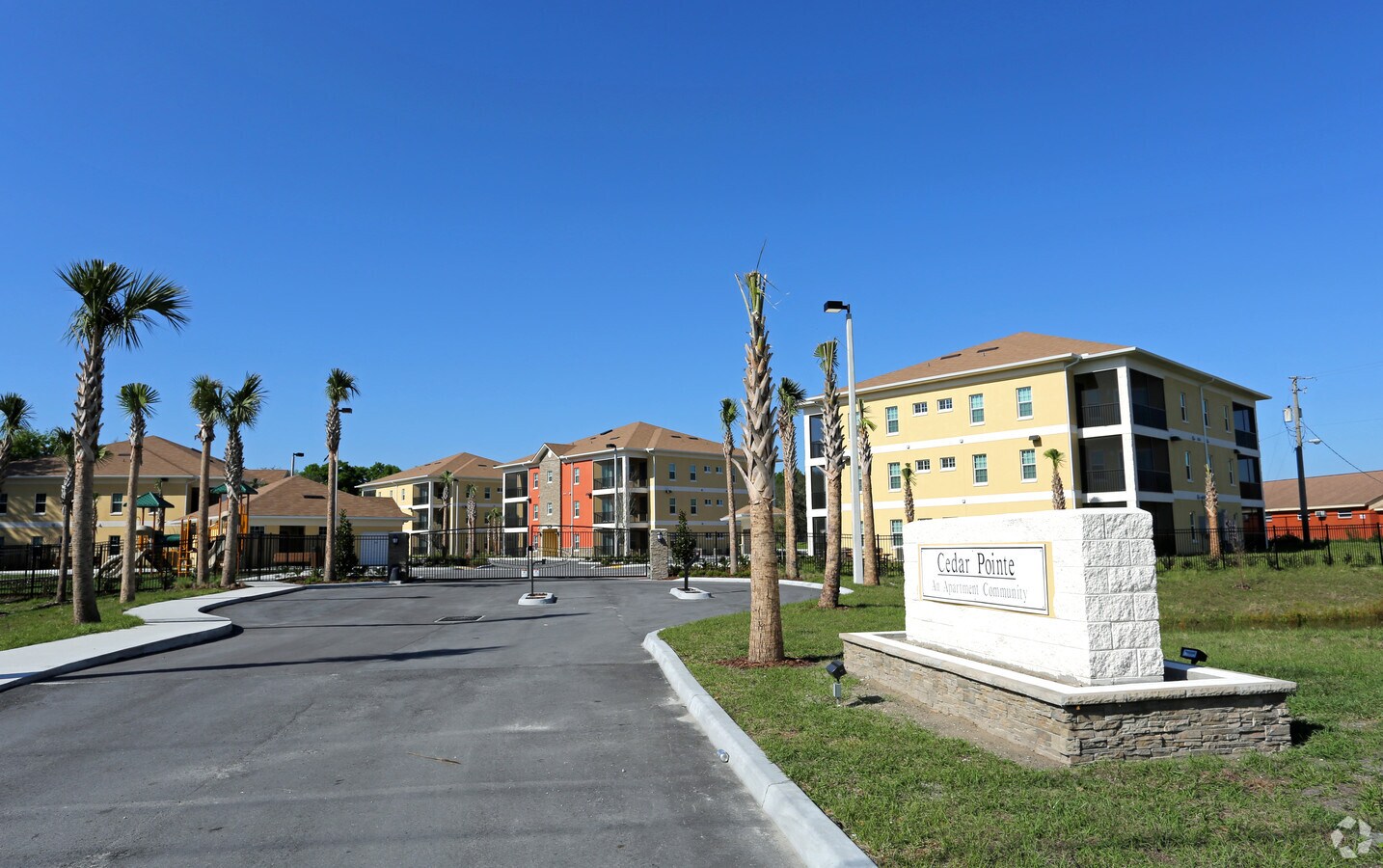 Photo - Cedar Pointe Apartments