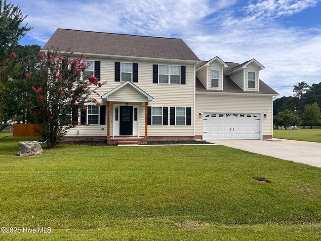 Photo - 204 S River Dr
