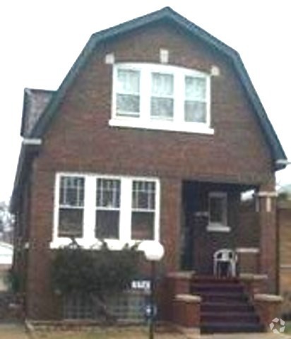 Building Photo - 548 E 89th St Rental