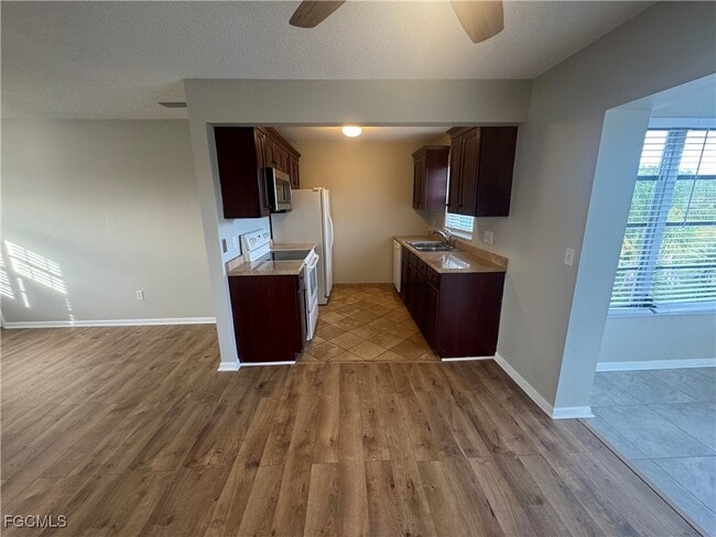 Photo - 7019 Cedarhurst Dr Unit 9D