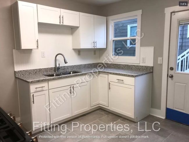 Photo - 624 Frasier St