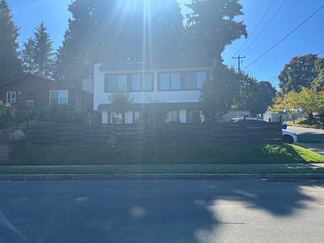 Photo - 6920 NE 27th Ave