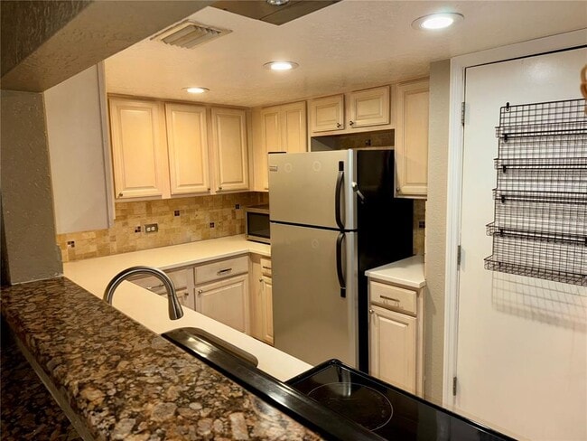 Photo - 200 Maitland Ave Unit 88