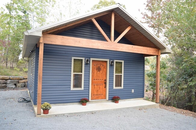 Photo - 86 Donham Dr