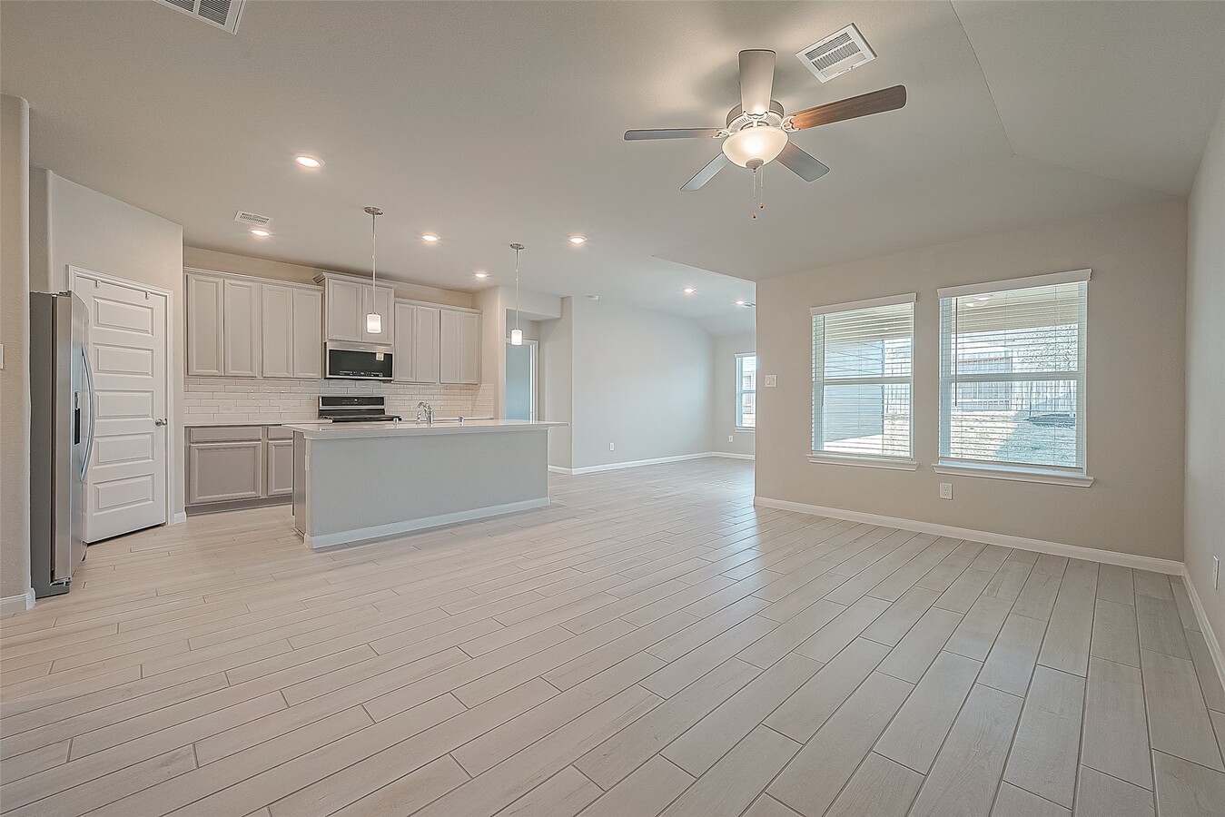 Photo - 331 Hbr Frst Ln