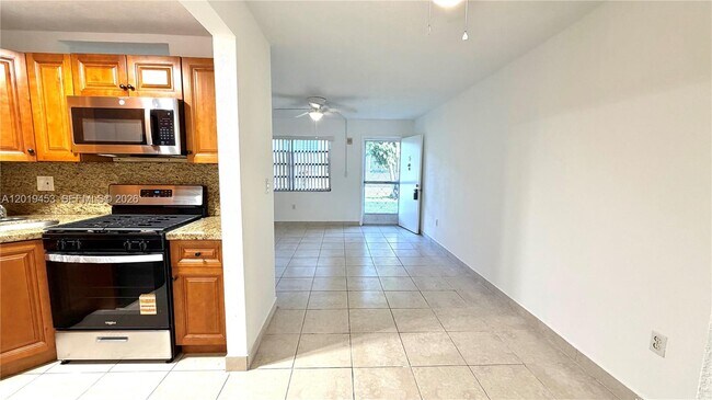 20230 NE 2nd Ave Unidad U5