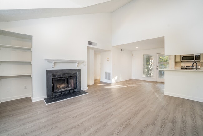 Photo - McIver Square Apartments