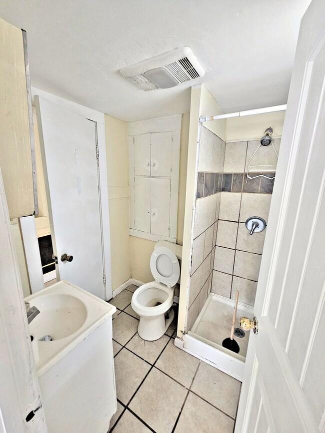 Photo - HOUSE FOR RENT - DECATUR NW