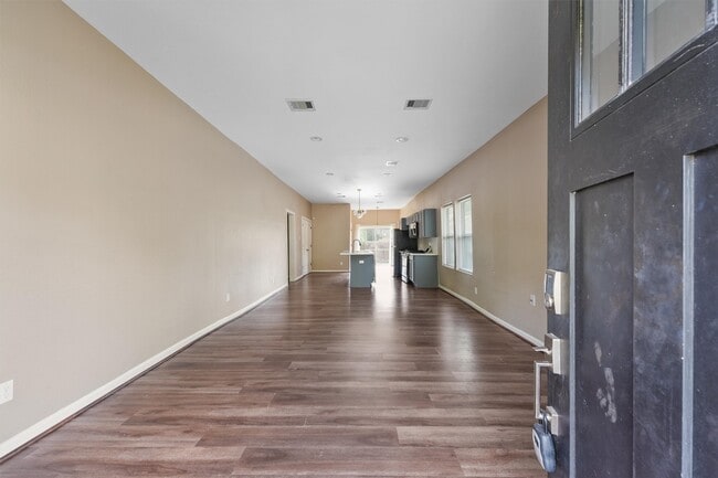 Photo - 3706 Nathaniel Brown St