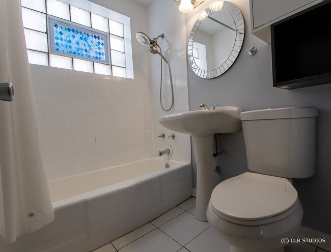 Photo - 4300 Maple Ave Unidad 1