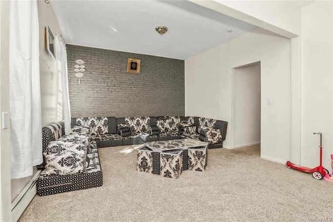 Photo - 80 Elliott Ave