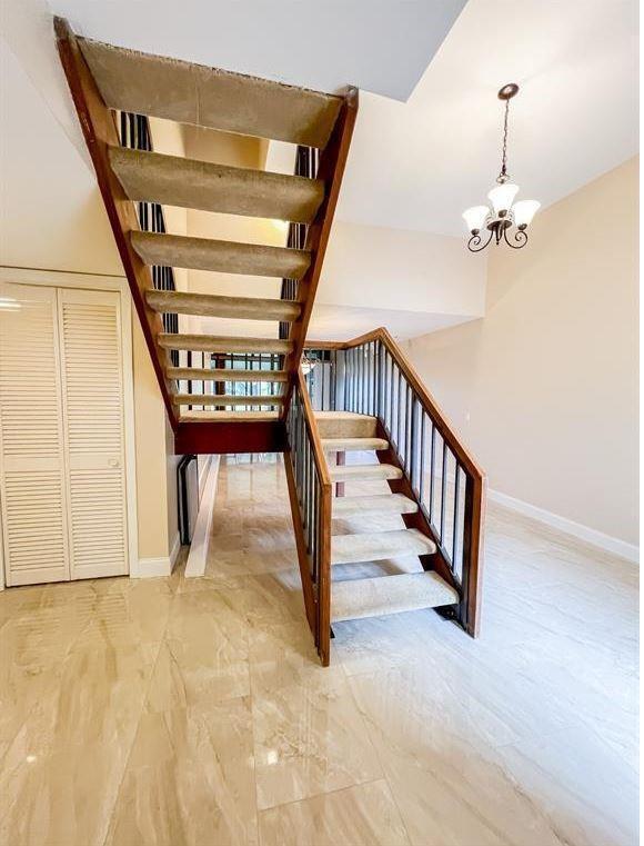 Photo - 10740 S Golfview Dr