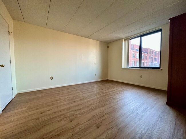 Photo - 85 Brainerd Rd Unidad 303