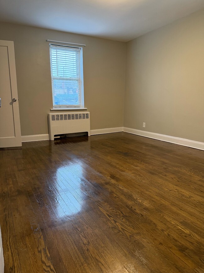 Photo - 1549 Central Park Ave Unit G2