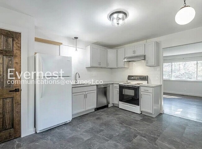 Photo - 167 W Ridgewood Ave