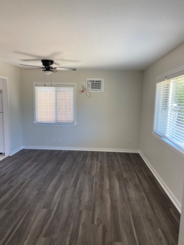 Photo - 3105 The Alameda