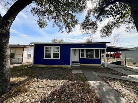 Building Photo - 813 E Kenedy Ave