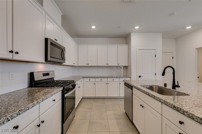 Building Photo - 3723 Trancoso Ave