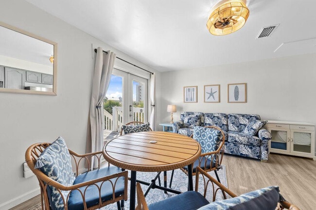 Photo - 1118 W Beach Blvd Unidad ID1266323P