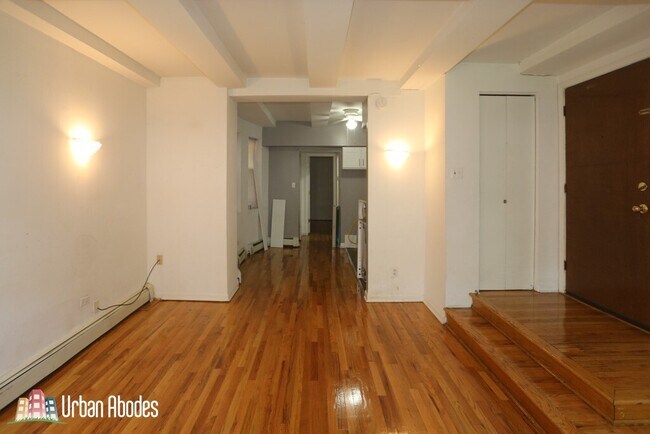 Photo - 5517 N Kenmore Ave Unit M09B