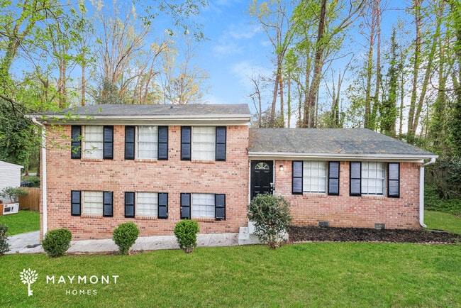 Building Photo - 2890 Jerome Rd