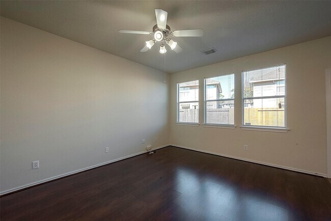 14330 Fairbuff Ln