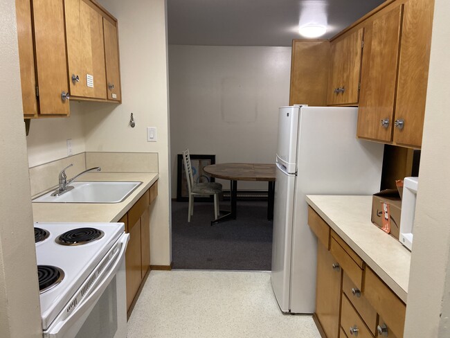 Photo - 4731 12th Ave NE Unidad 306 Rental