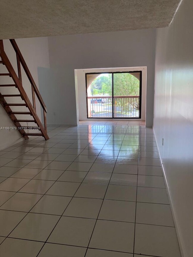 Photo - 10241 NW 9th St Cir Unidad 213-5